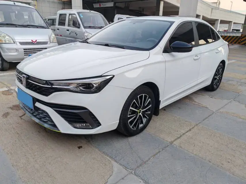 2021 Roewe i5 1.5L 120HP L4 CVT