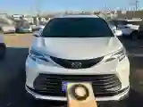 2023 Toyota Sienna 2.5L 189HP L4 E-CVT Hybrid