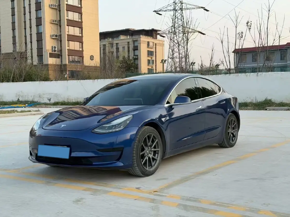 2020 Tesla Model 3 BEV 52KWH