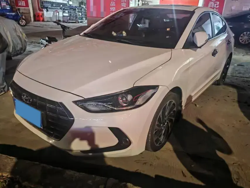 2019 Hyundai Elantra 1.4T 130HP L4 7DCT