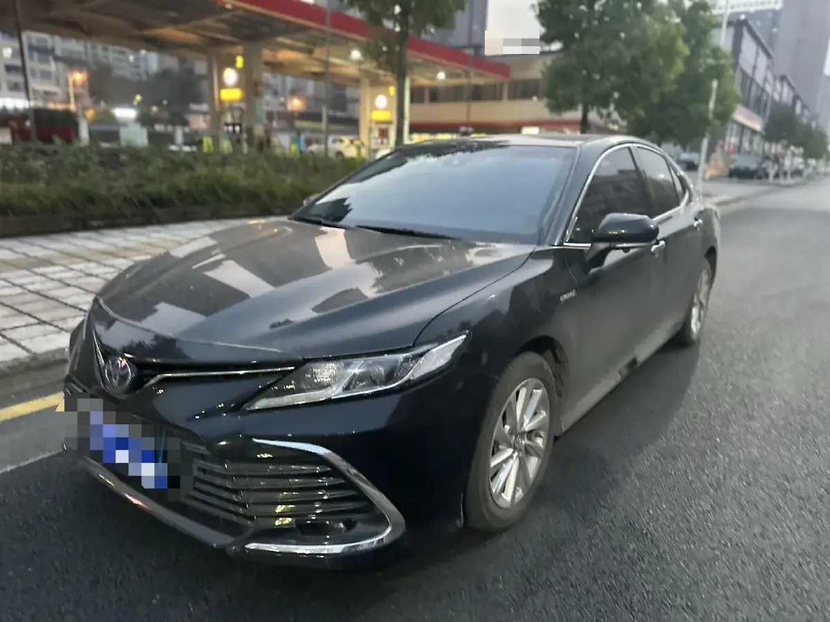 2023 Toyota Camry 2.5L 178HP L4 E-CVT Hybrid