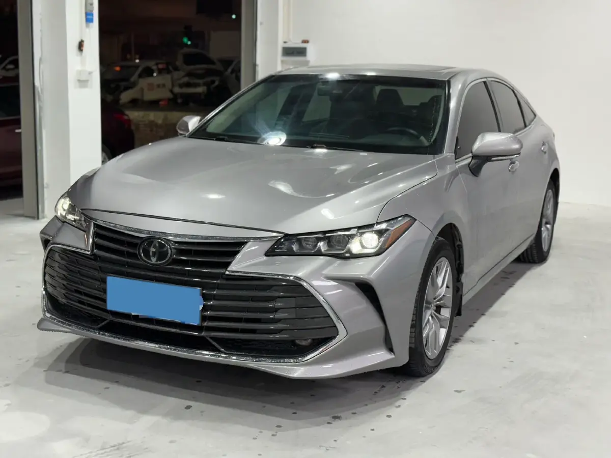 2019 Toyota Avalon 2.0L 178HP L4 CVT
