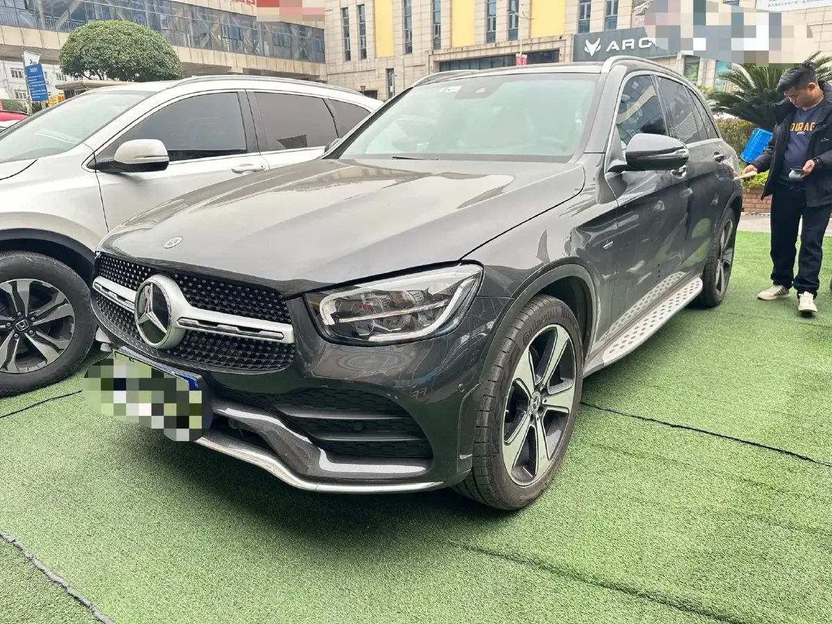 2022 Mercedes-Benz GLC Class 2.0T 258HP L4 9AT