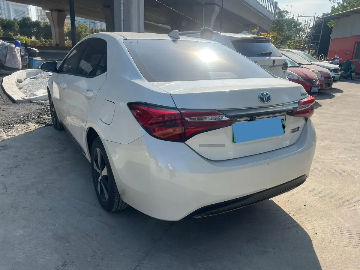 2019 Toyota Corolla Hybird E+ 1.8L 99HP L4 E-CVT PHEV 10.5KWH,autocango,china used car exporter,china ev exporter,chinese used car exporter,chinese used ev exporter