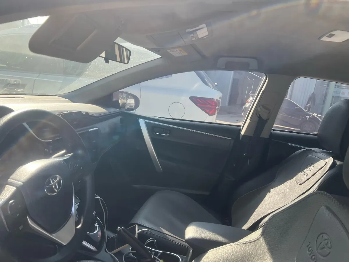 2019 Toyota Corolla Hybird E+ 1.8L 99HP L4 E-CVT PHEV 10.5KWH,autocango,china used car exporter,china ev exporter,chinese used car exporter,chinese used ev exporter