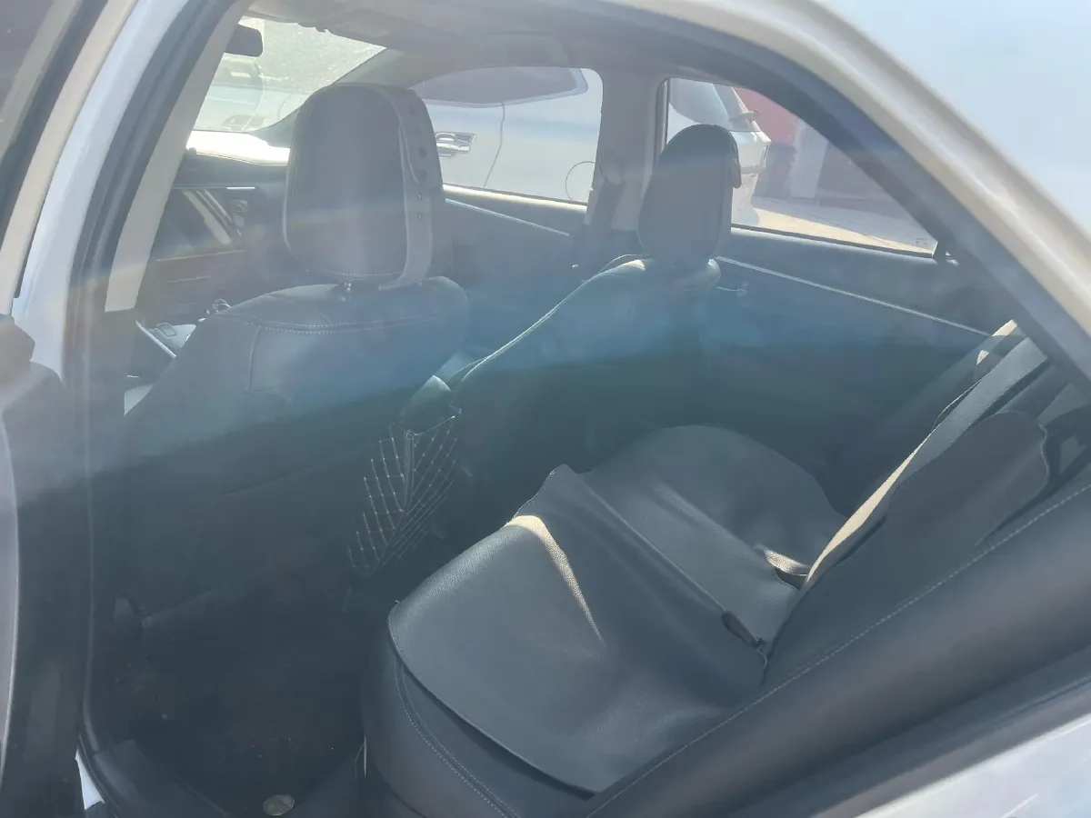 2019 Toyota Corolla Hybird E+ 1.8L 99HP L4 E-CVT PHEV 10.5KWH,autocango,china used car exporter,china ev exporter,chinese used car exporter,chinese used ev exporter