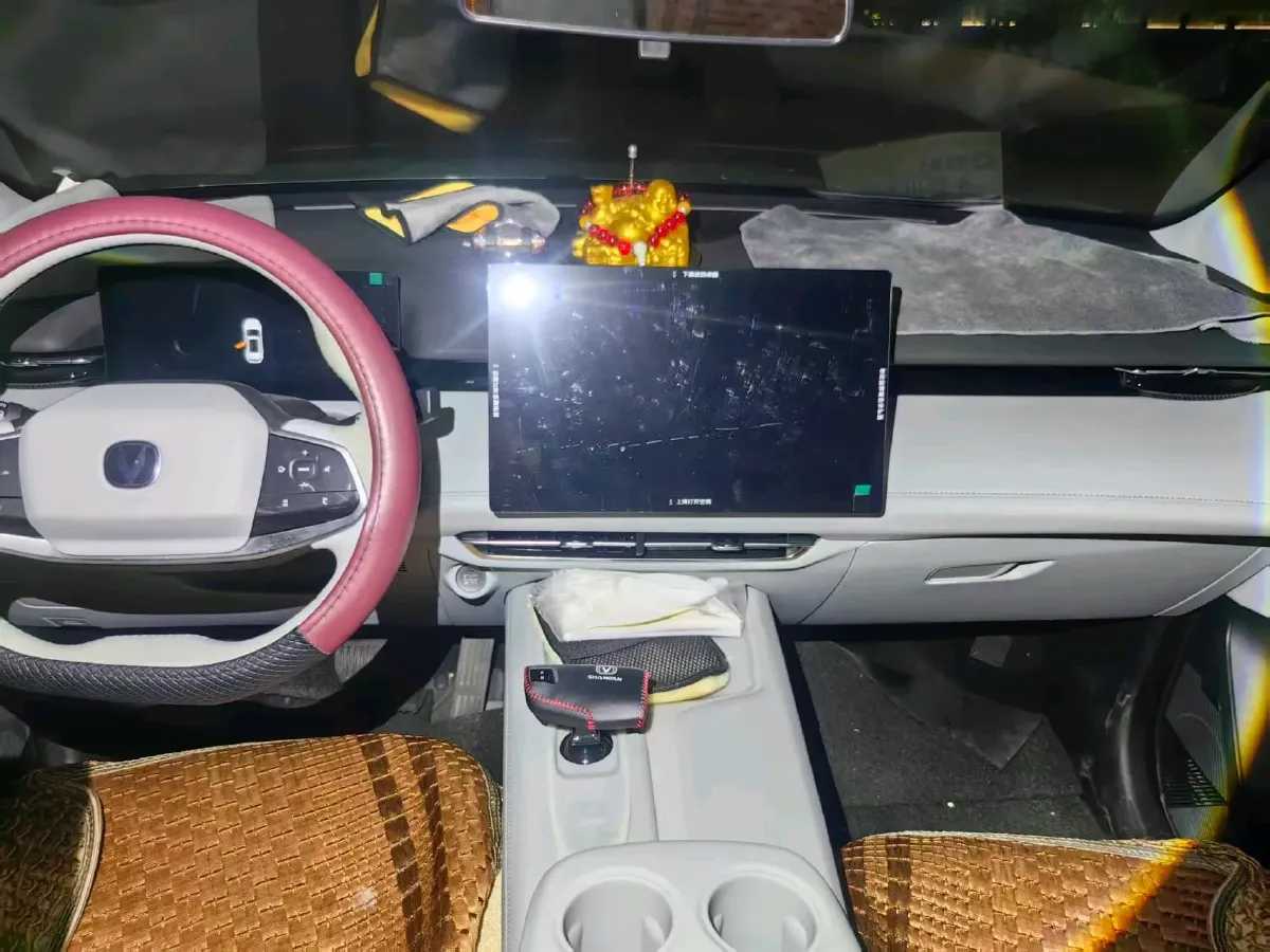 2025 ChangAn UNI-Z 1.5T 188HP L4 7DCT,autocango,china used car exporter,china ev exporter,chinese used car exporter,chinese used ev exporter