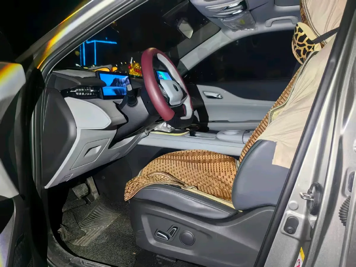 2025 ChangAn UNI-Z 1.5T 188HP L4 7DCT,autocango,china used car exporter,china ev exporter,chinese used car exporter,chinese used ev exporter