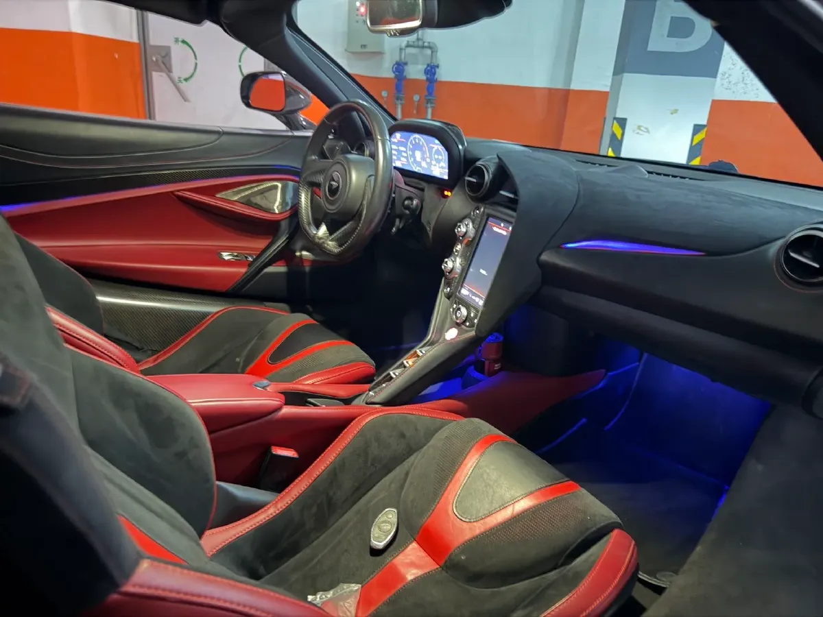 2017 McLaren 720S 4.0T 720HP V8 7DCT,autocango,china used car exporter,china ev exporter,chinese used car exporter,chinese used ev exporter