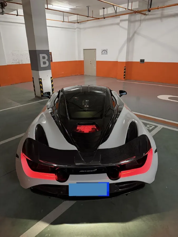 2017 McLaren 720S 4.0T 720HP V8 7DCT,autocango,china used car exporter,china ev exporter,chinese used car exporter,chinese used ev exporter