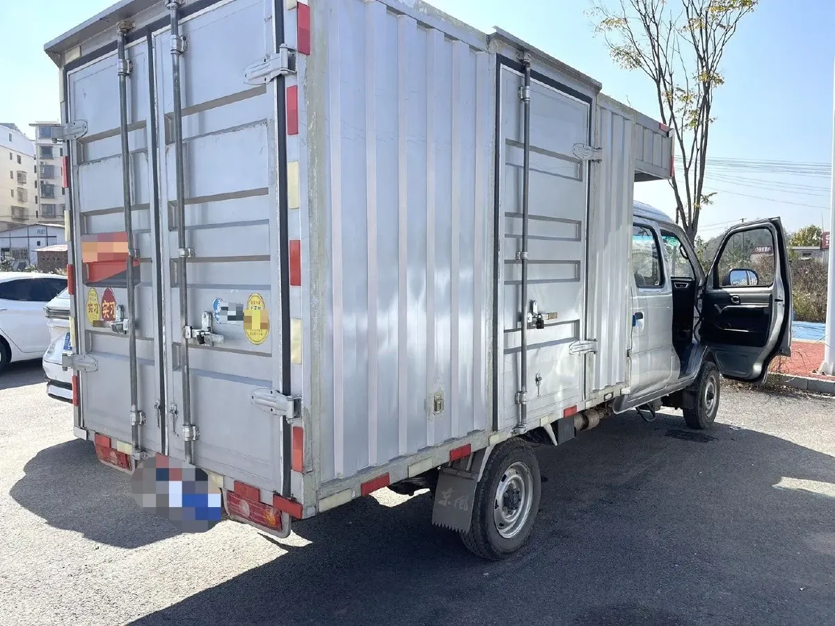 2023 DongFeng DFSK D71 1.6L 122HP L4 5MT,autocango,china used car exporter,china ev exporter,chinese used car exporter,chinese used ev exporter