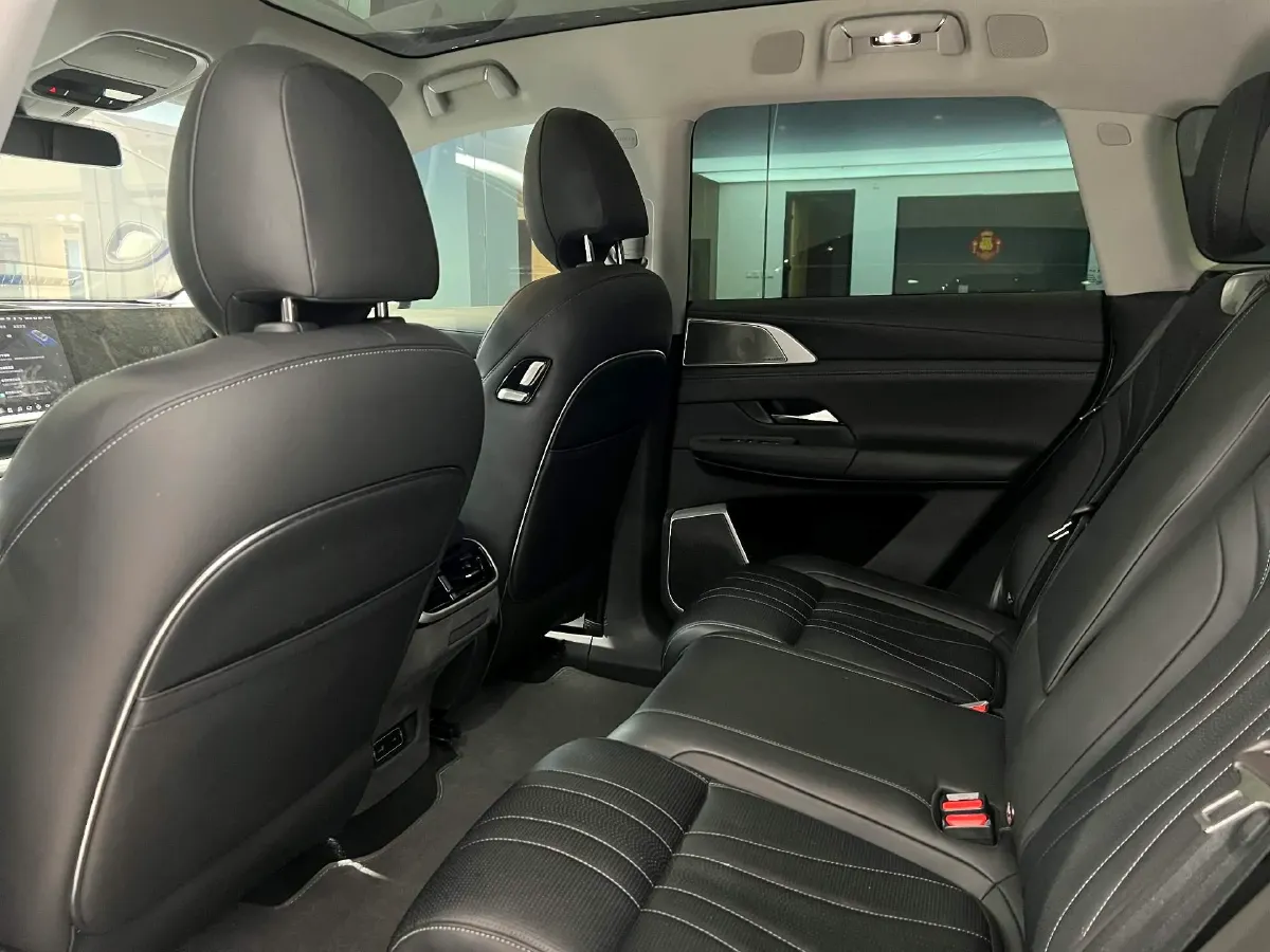 2022 Jeep Gladiator 3.6L 284HP V6 8AT,autocango,china used car exporter,china ev exporter,chinese used car exporter,chinese used ev exporter