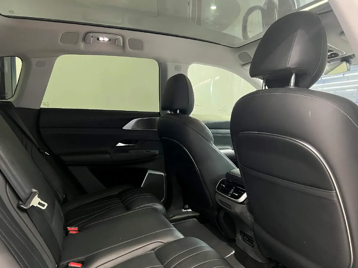 2022 Jeep Gladiator 3.6L 284HP V6 8AT,autocango,china used car exporter,china ev exporter,chinese used car exporter,chinese used ev exporter