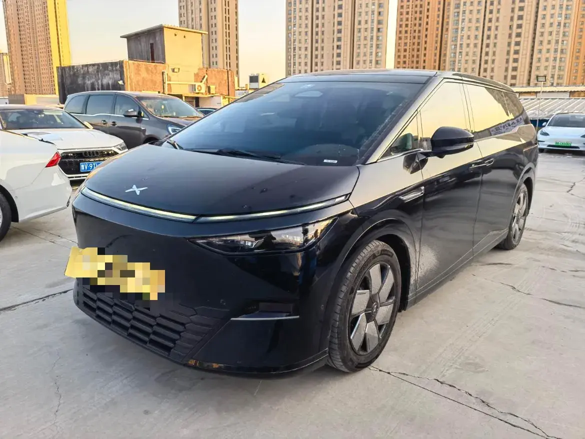 2024 Xpeng X9 BEV 101.5KWH