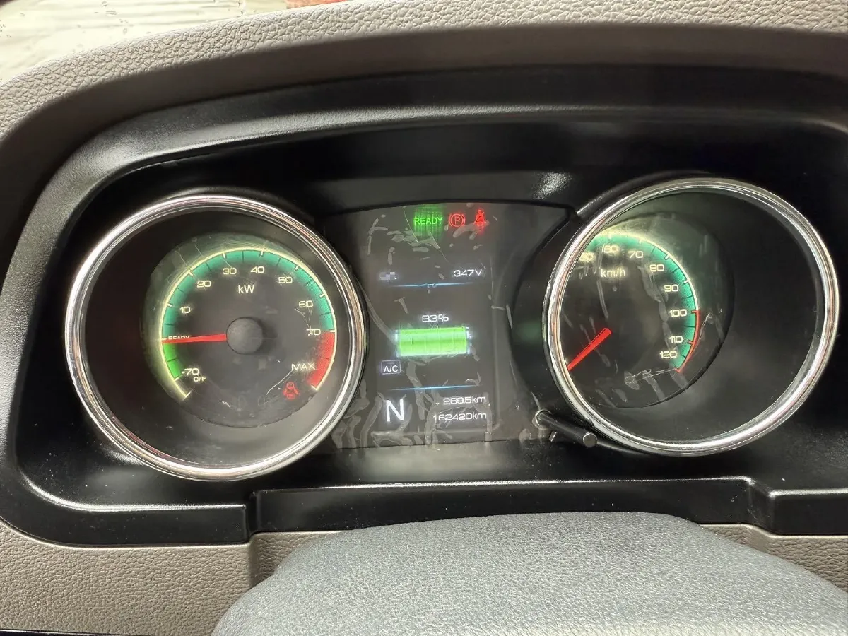 2020 MAXUS XinTu EV90 BEV 72KWH,autocango,china used car exporter,china ev exporter,chinese used car exporter,chinese used ev exporter