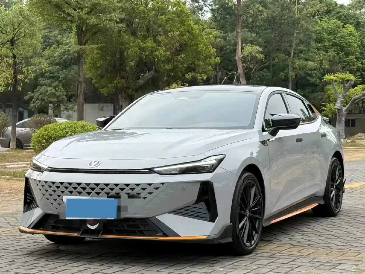 2024 ChangAn UNI-V 1.5T 188HP L4 7DCT