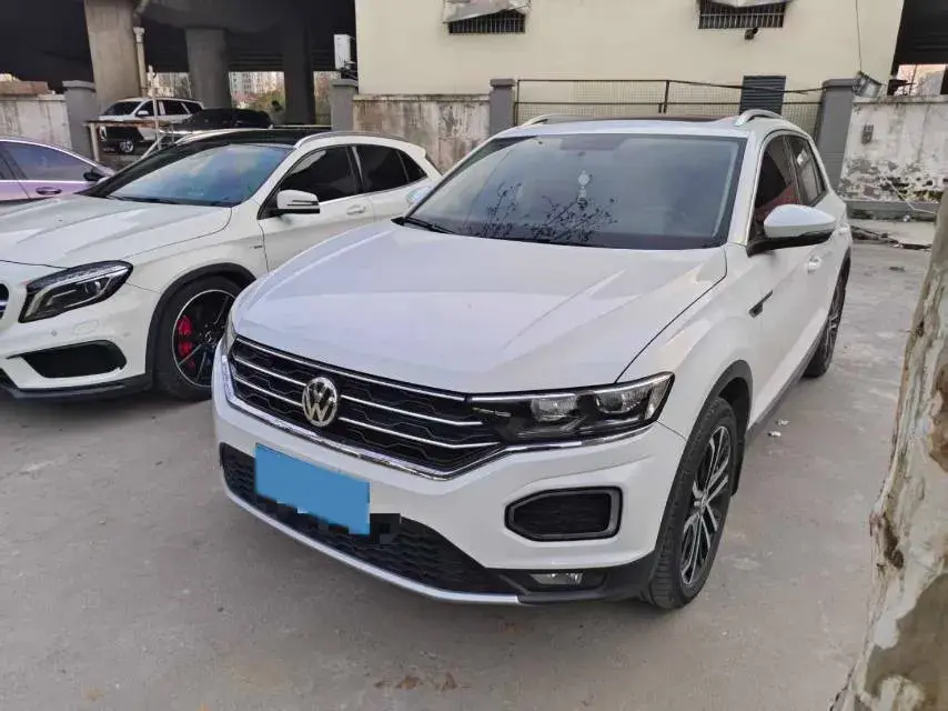 2021 Volkswagen T-Roc 1.4T 150HP L4 7DCT