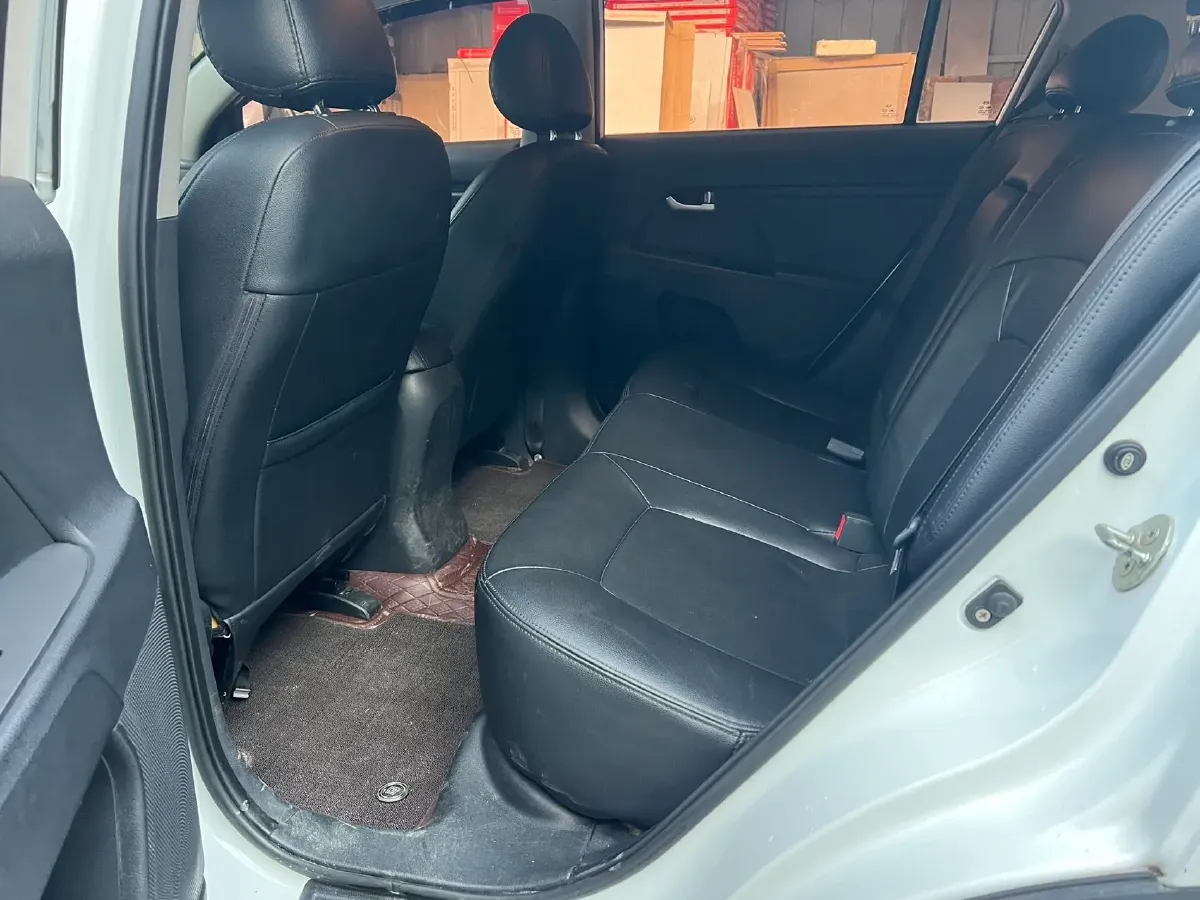 2016 Kia Sportage R 2.0L 165HP L4 6MT,autocango,china used car exporter,china ev exporter,chinese used car exporter,chinese used ev exporter