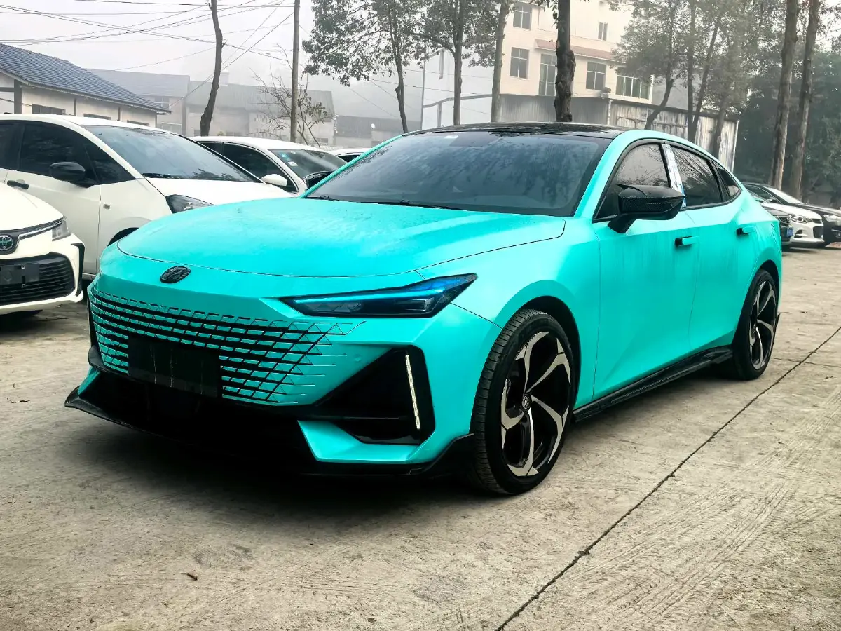 2022 ChangAn UNI-V 1.5T 188HP L4 7DCT