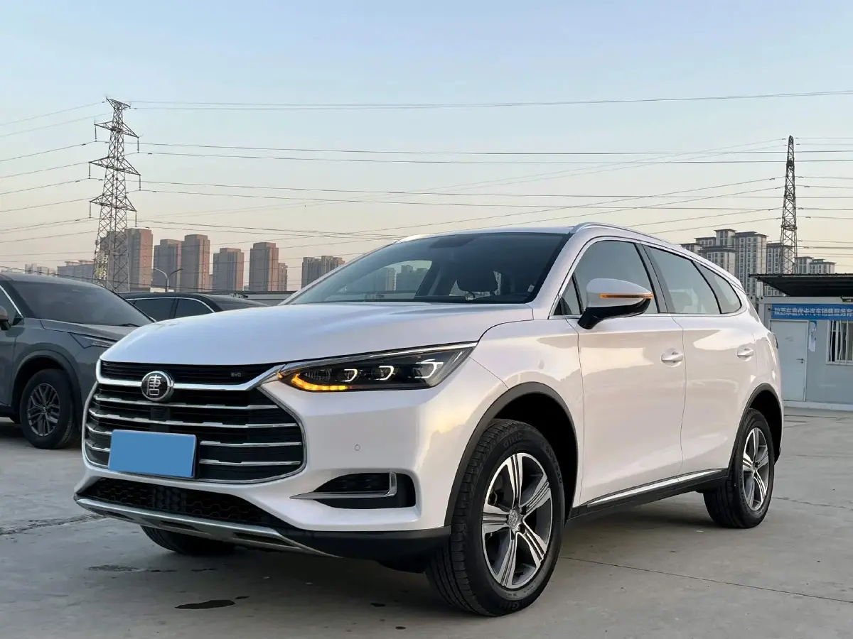 2019 BYD Tang 2.0T 192HP L4 6AT