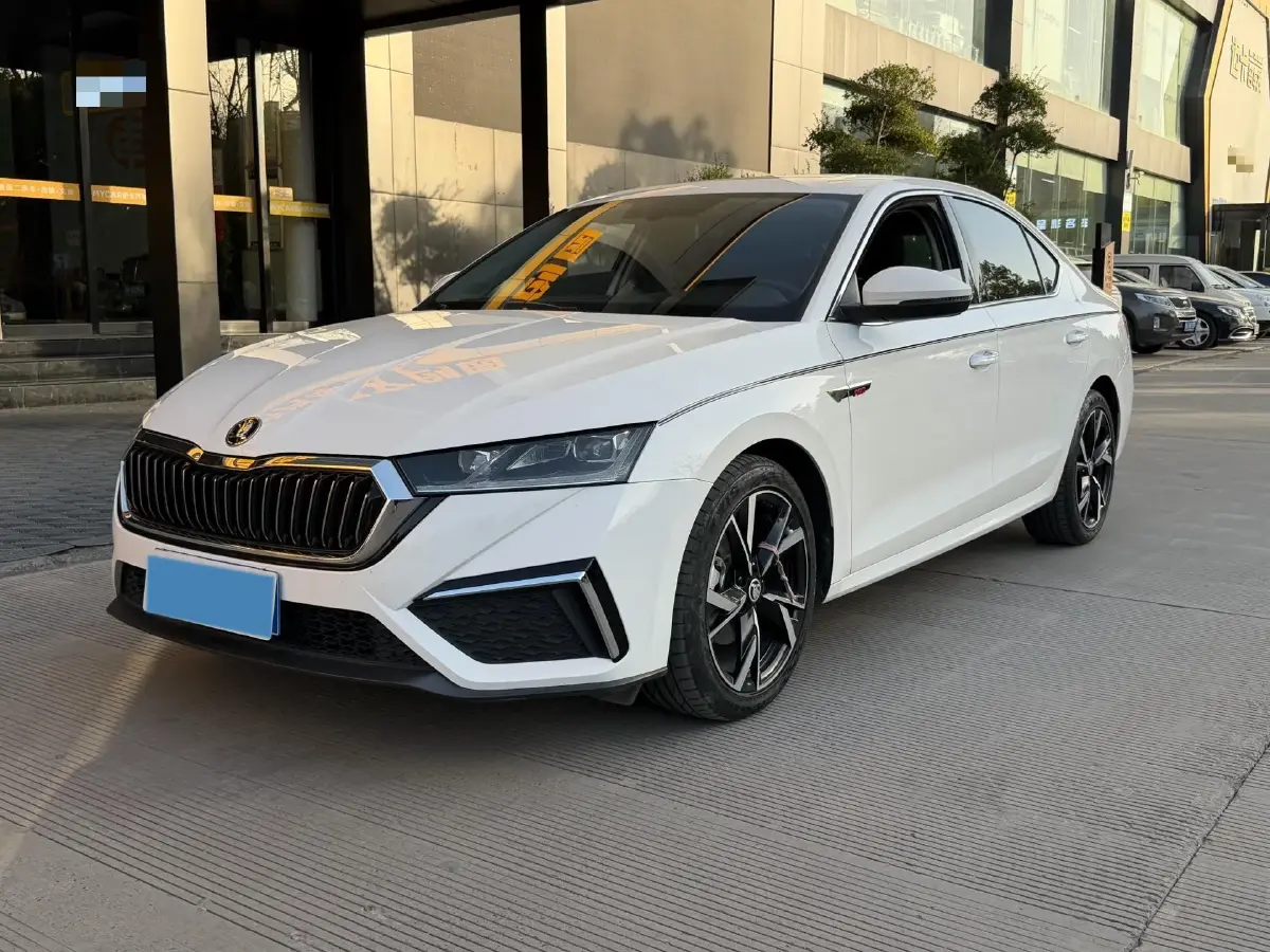 2022 Skoda Octavia 1.4T 150HP L4 7DCT