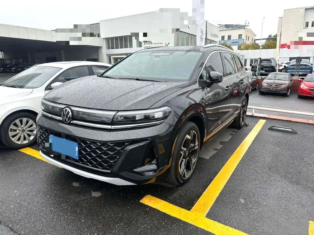 2026 Volkswagen Talagon 2.0T 272HP L4 7DCT