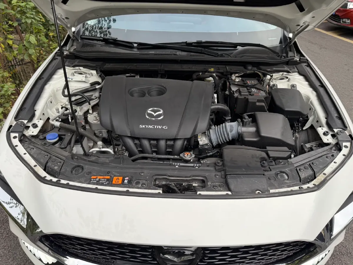 2022 Mazda 3 Axela 2.0L 158HP L4 6AT,autocango,china used car exporter,china ev exporter,chinese used car exporter,chinese used ev exporter