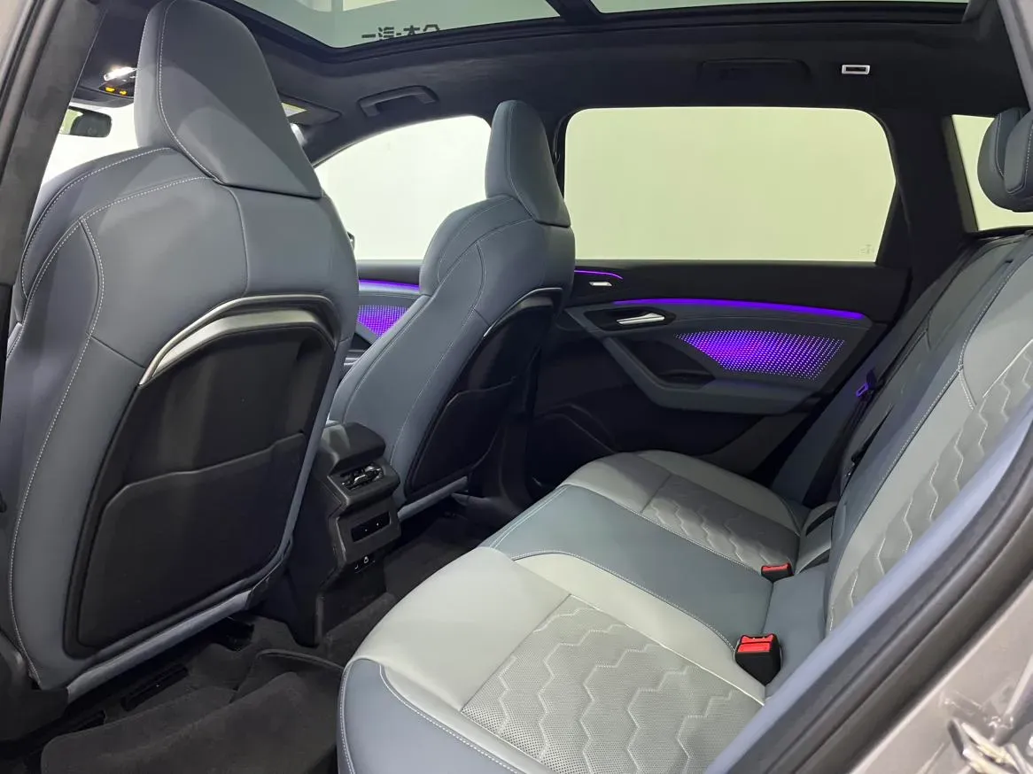 2026 Audi Q6L e-tron BEV,autocango,china used car exporter,china ev exporter,chinese used car exporter,chinese used ev exporter