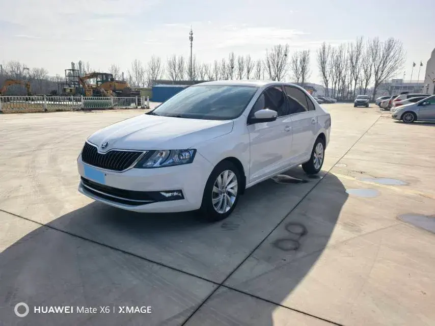 2019 Skoda Rapid Spaceback 1.5L 110HP L4 6AT