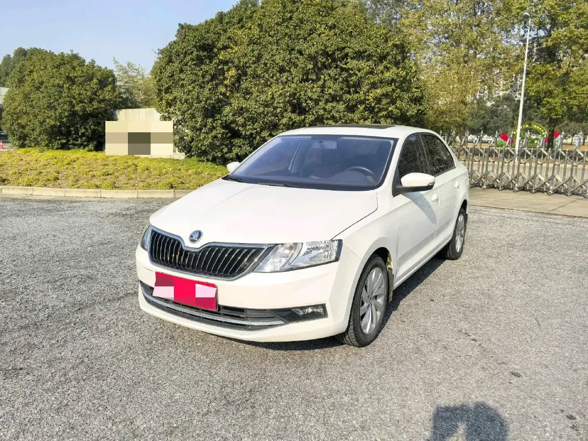 2018 Skoda Rapid 1.6L 110HP L4 5MT