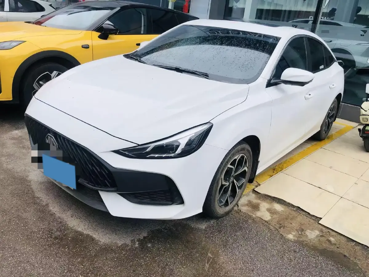 2022 MG 5 1.5L 120HP L4 CVT