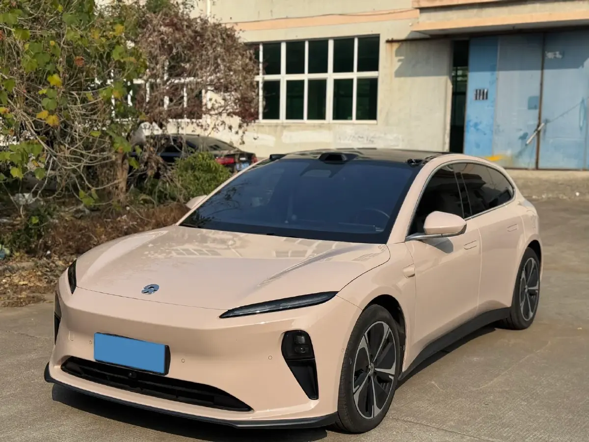 2024 NIO ET5 BEV 75KWH