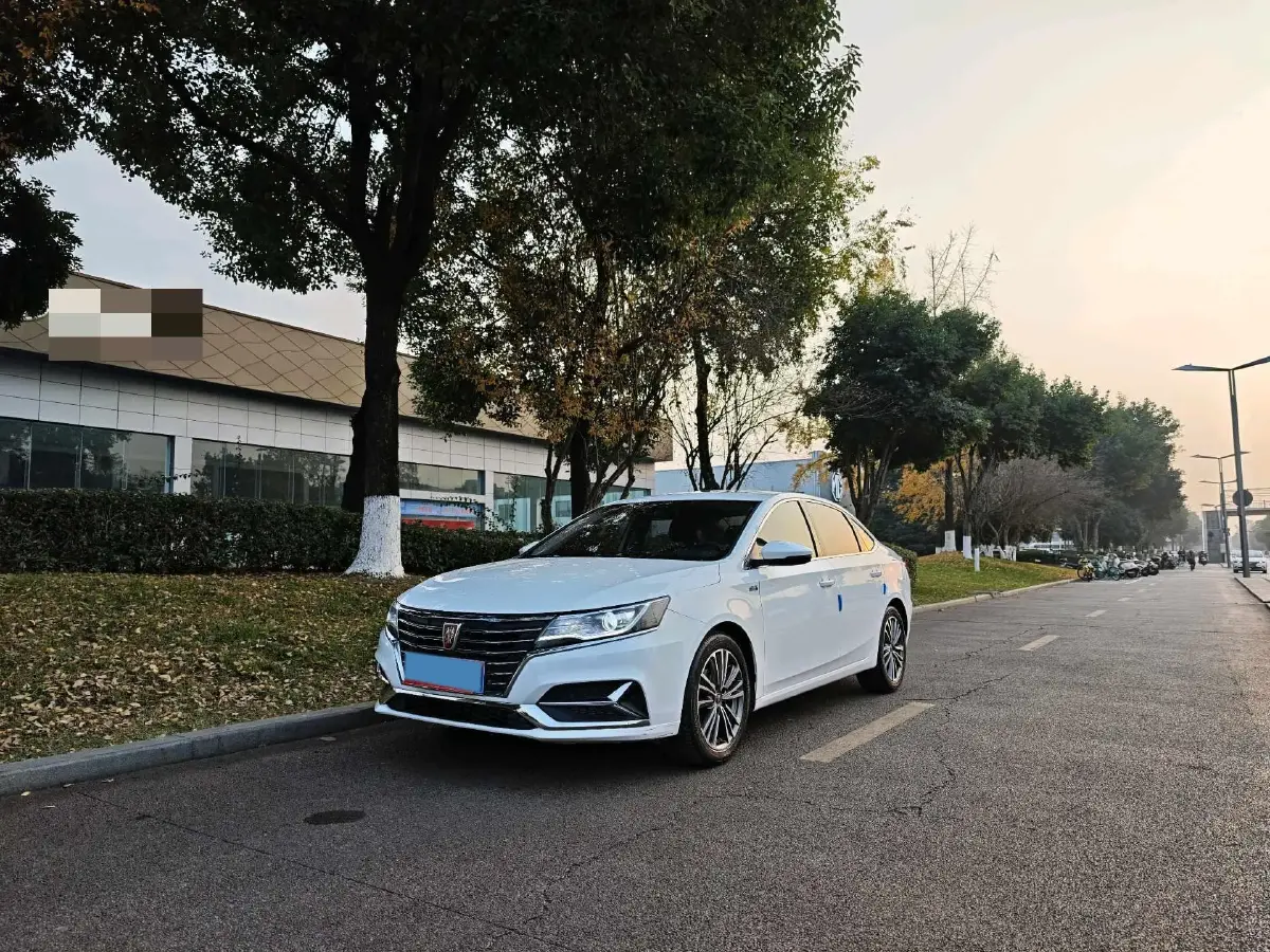 2020 Roewe i6 1.6L 125HP L4 CVT