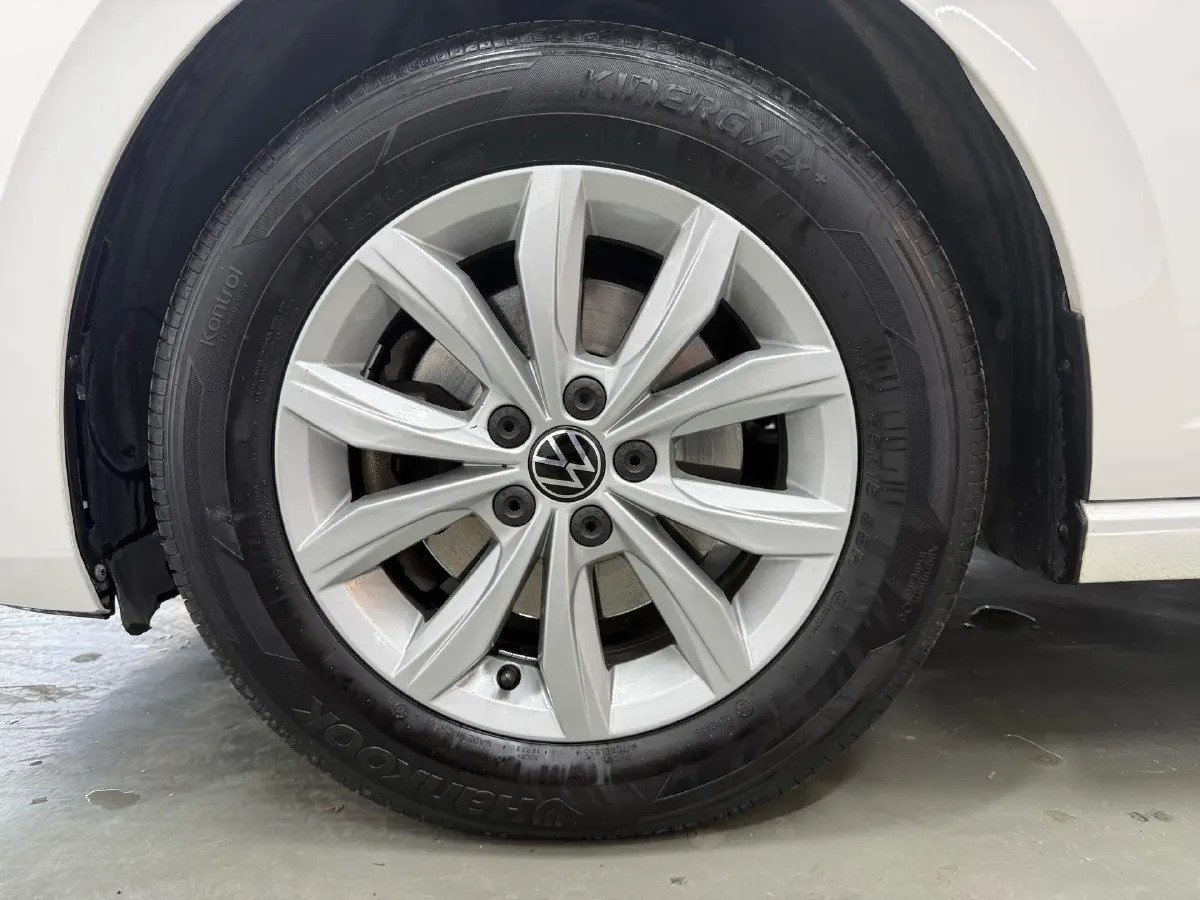 2023 Volkswagen Polo 1.5L 113HP L4 6AT,autocango,china used car exporter,china ev exporter,chinese used car exporter,chinese used ev exporter