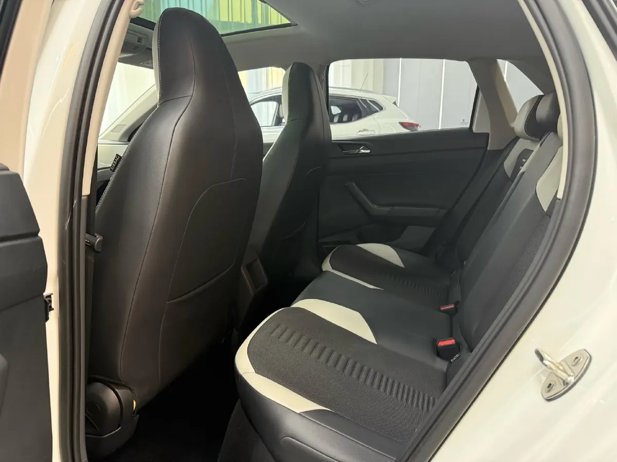 2023 Volkswagen Polo 1.5L 113HP L4 6AT,autocango,china used car exporter,china ev exporter,chinese used car exporter,chinese used ev exporter