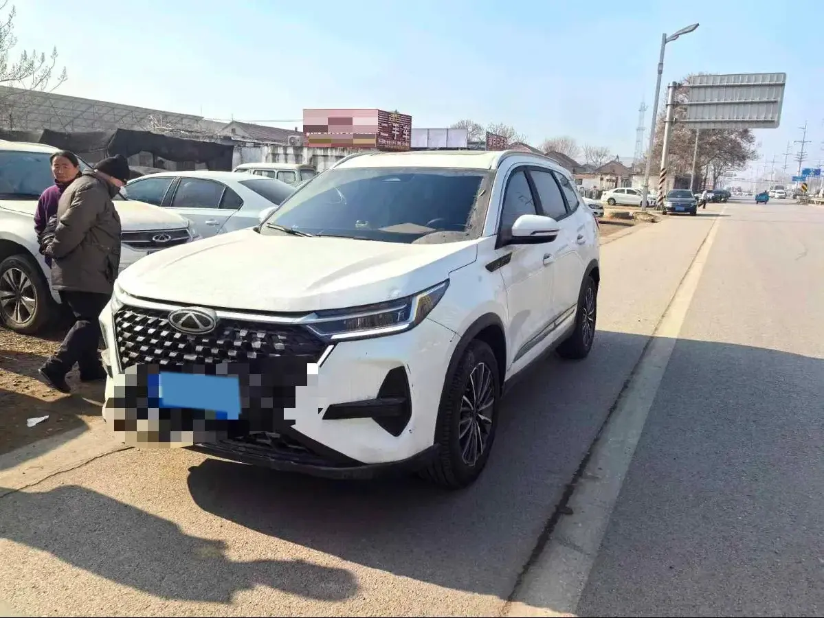 2025 Chery Tiggo 8 PRO 1.6T 197HP L4 7DCT