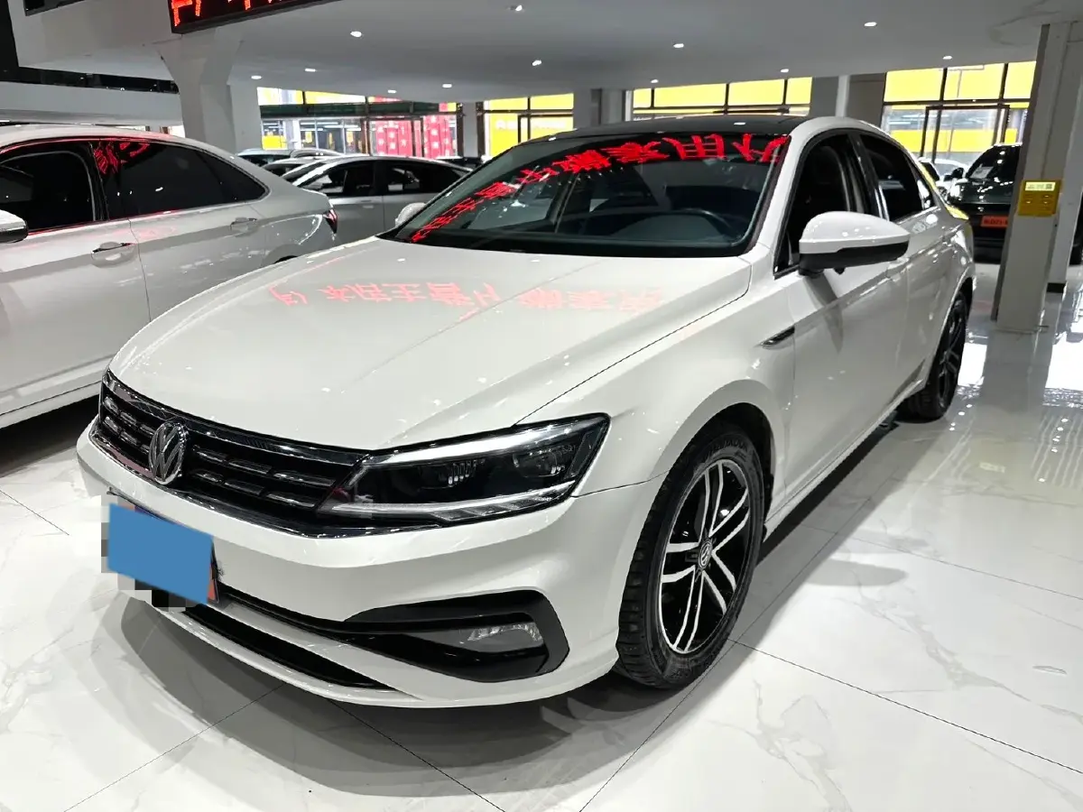 2019 Volkswagen Passat 1.4T 150HP L4 7DCT