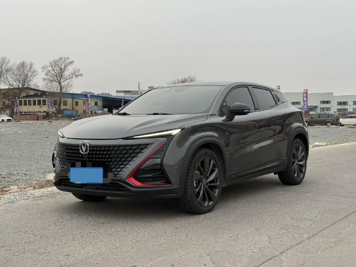 2021 ChangAn UNI-T 1.5T 180HP L4 7DCT