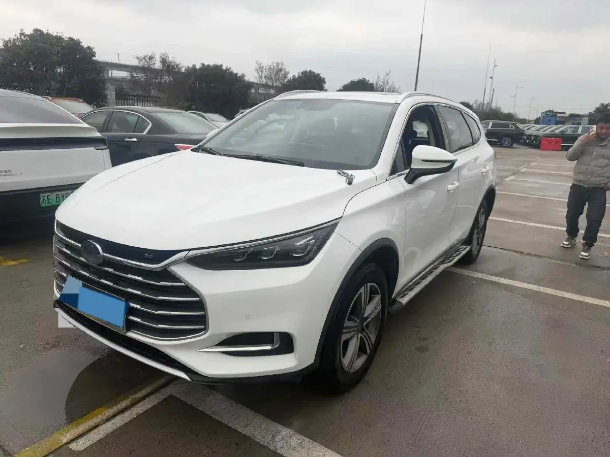 2018 BYD Tang 2.0T 205HP L4 6AT