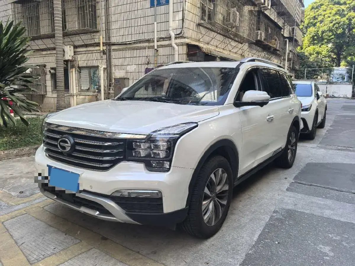 2017 GAC Trumpchi GS8 2.0T 201HP L4 6AT