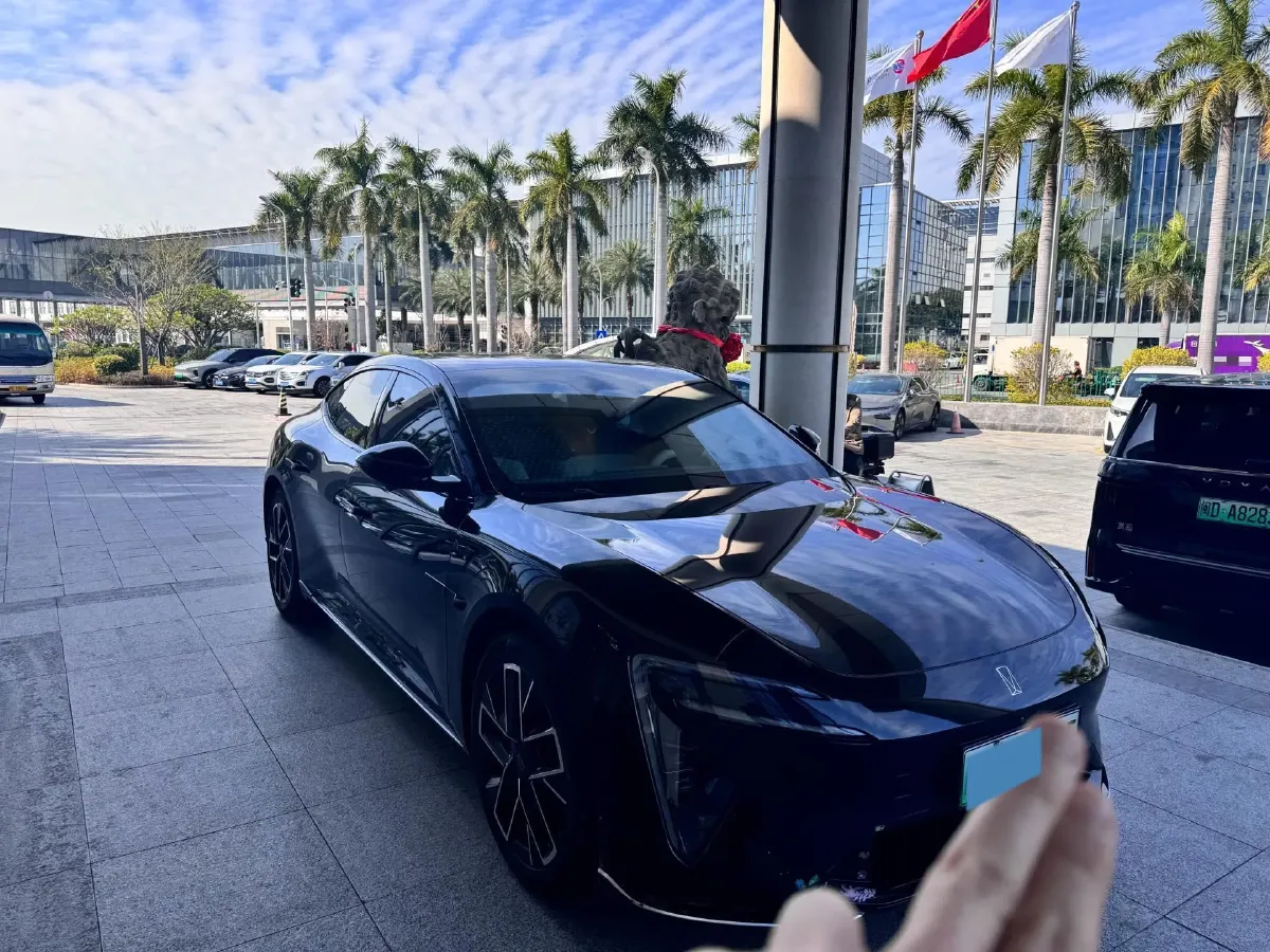 2025 Avatr 06 BEV,autocango,china used car exporter,china ev exporter,chinese used car exporter,chinese used ev exporter