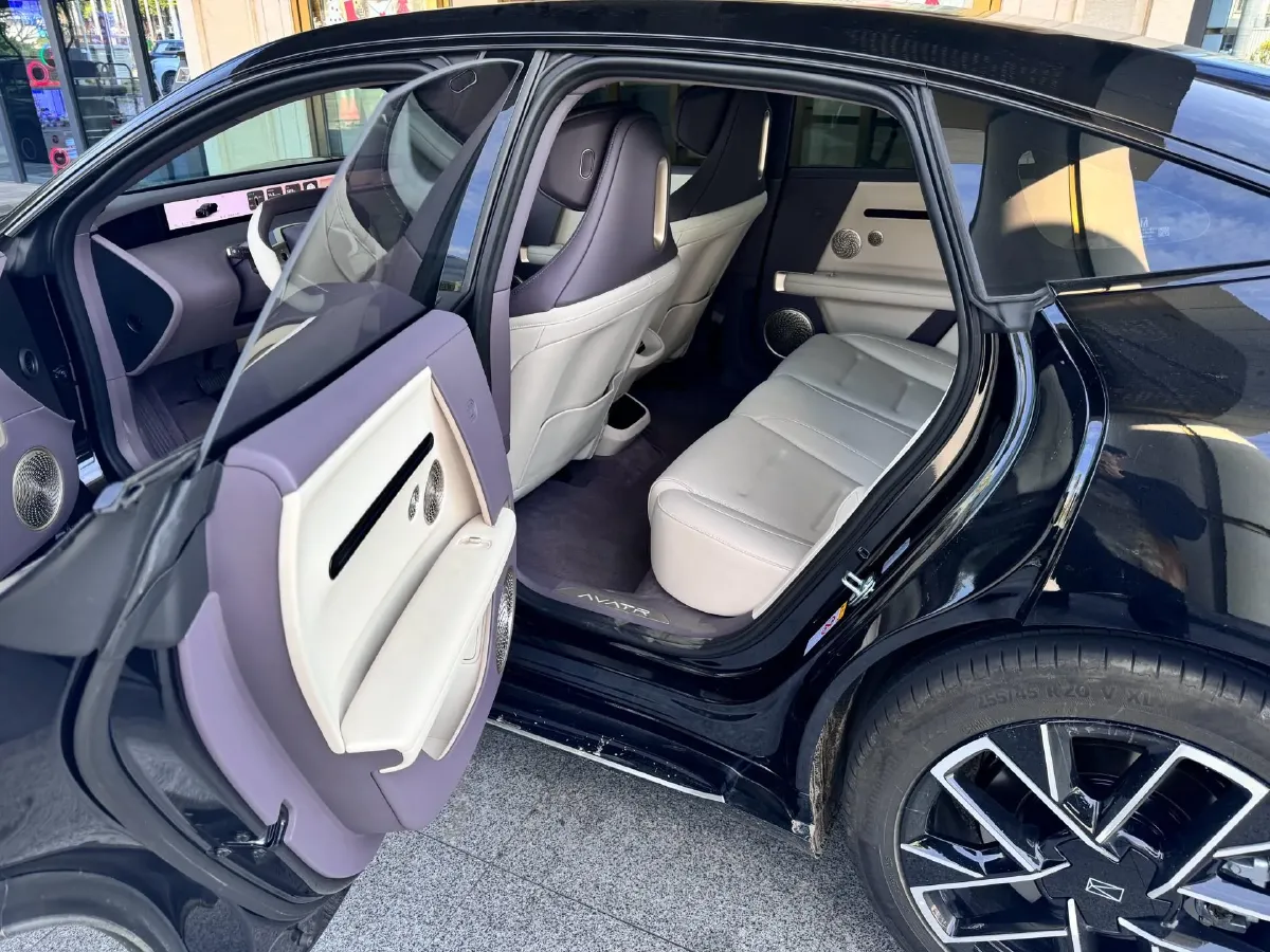 2025 Avatr 06 BEV,autocango,china used car exporter,china ev exporter,chinese used car exporter,chinese used ev exporter