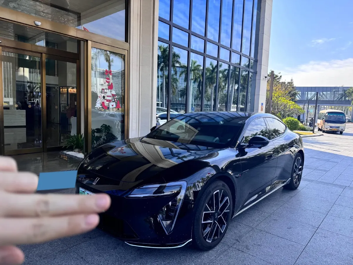 2025 Avatr 06 BEV,autocango,china used car exporter,china ev exporter,chinese used car exporter,chinese used ev exporter