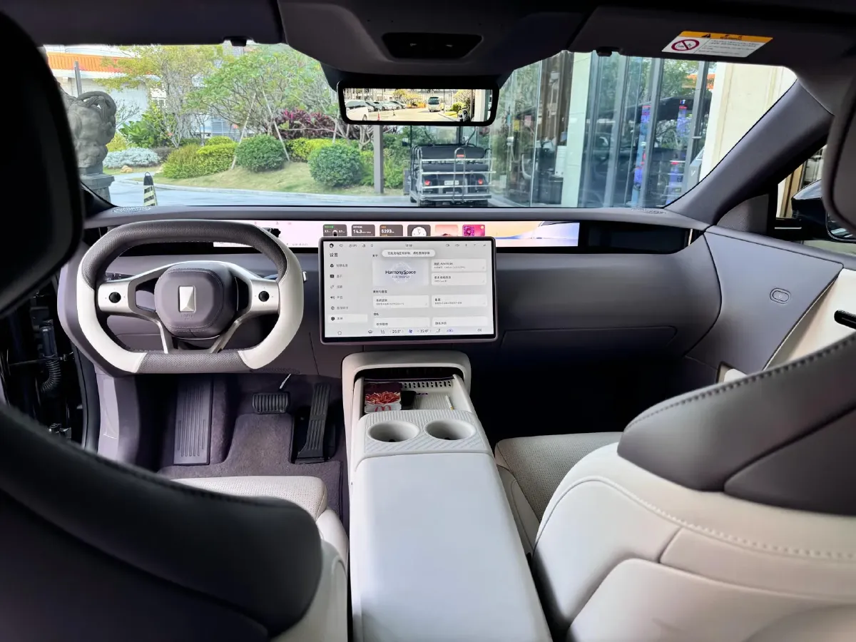 2025 Avatr 06 BEV,autocango,china used car exporter,china ev exporter,chinese used car exporter,chinese used ev exporter