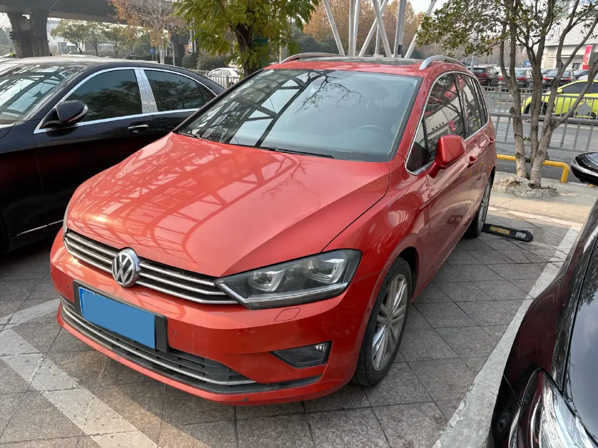 2018 Volkswagen Golf Sportsvan 1.4T 150HP L4 7DCT