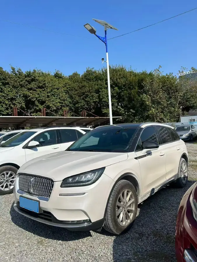 2020 Lincoln Corsair 2.0T 245HP L4 8AT