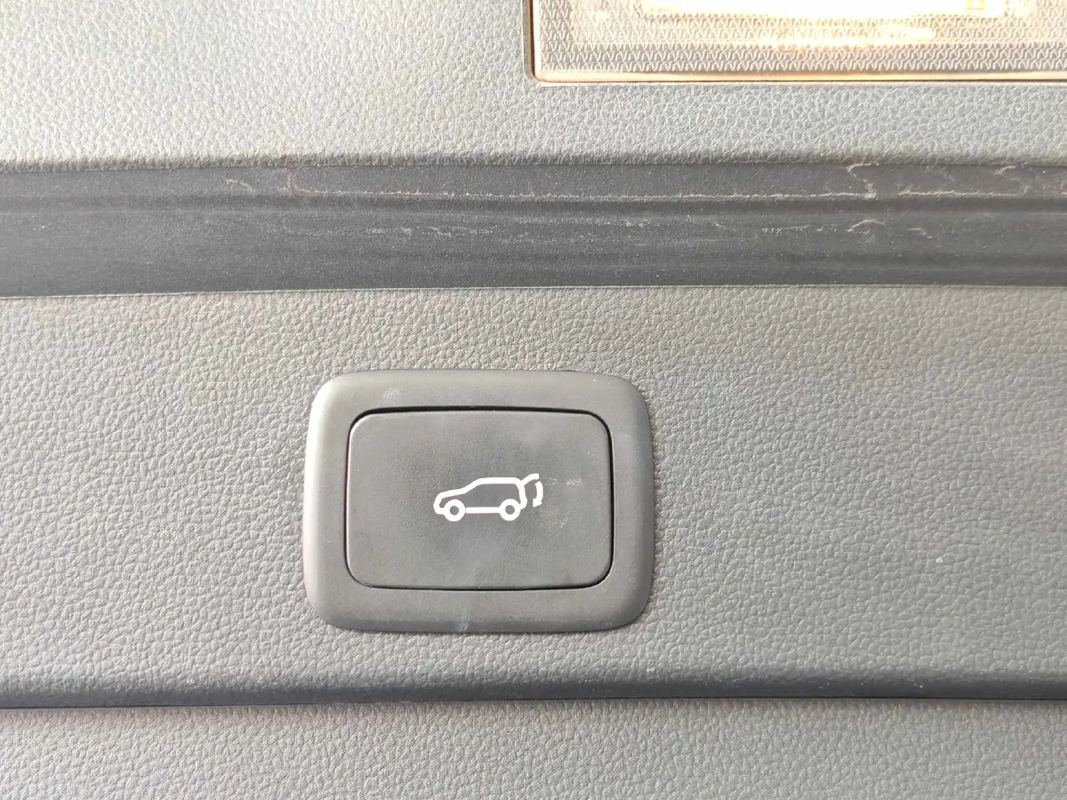 2018 Roewe MARVEL X BEV 52.5KWH,autocango,china used car exporter,china ev exporter,chinese used car exporter,chinese used ev exporter