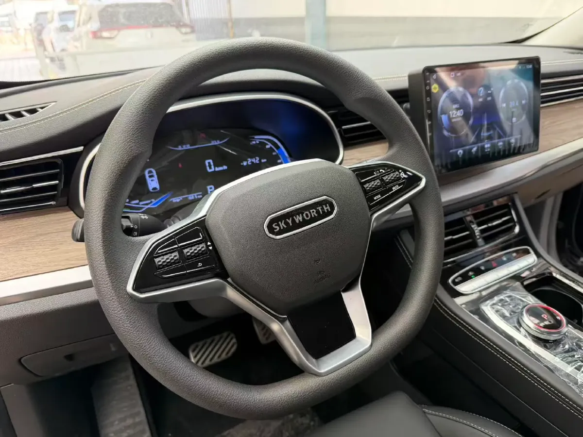 2023 Skyworth HT-i 1.5L 110HP L4 E-CVT PHEV 21.68KWH,autocango,china used car exporter,china ev exporter,chinese used car exporter,chinese used ev exporter