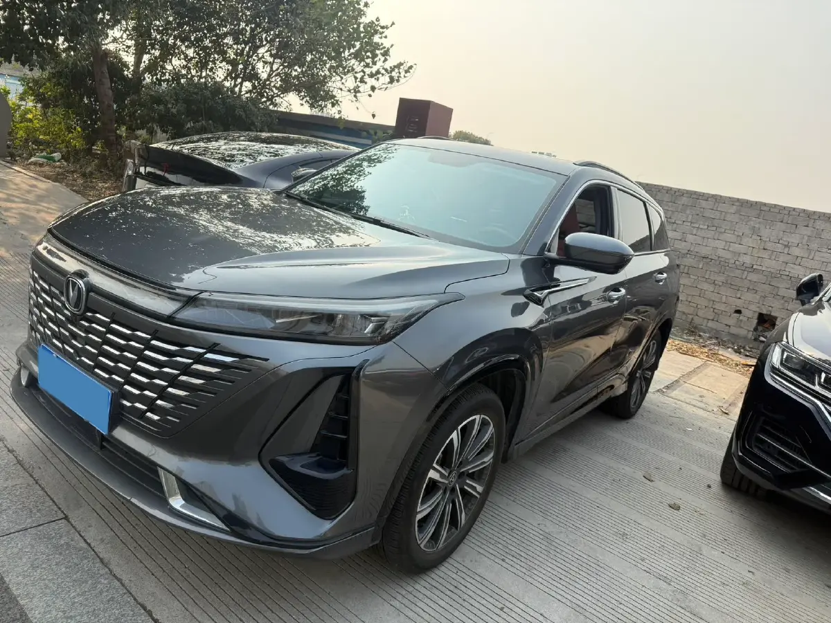 2023 ChangAn CS75 Plus 1.5T 188HP L4 8AT