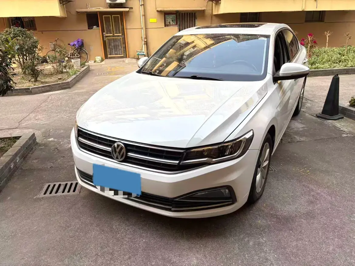 2019 Volkswagen Golf Sportsvan 1.6L 110HP L4 6AT